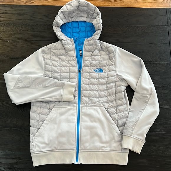 The North Face Other - 🥶 The North Face Thermoball Hybrid